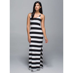 *Lululemon striped Maxi Dress | Small (4-6)